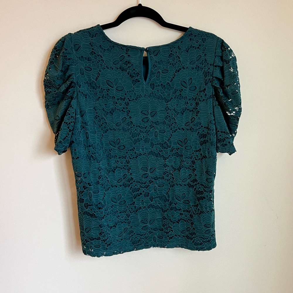 Adrianna Papell Emerald Green Lace Top - Picture 2 of 7